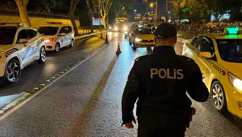 İstanbul'da "Huzur İstanbul" Uygulaması Kapsamında 1011 Gözaltı!