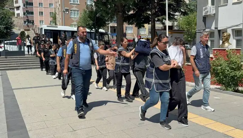 Türkiye Genelinde Yasa Dışı Bahis Operasyonu: 21 Kişi Tutuklandı!