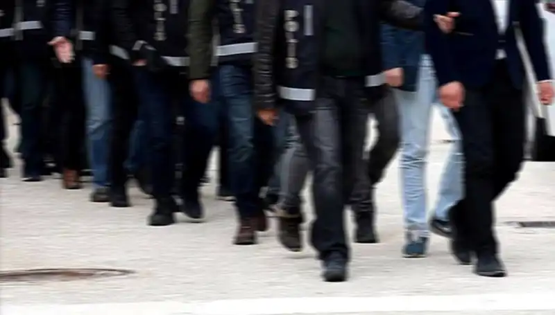 Sosyal Medyada "Balkız" Tuzağı: Kadın Profiliyle Gaspçıların Yeni Yöntemi
