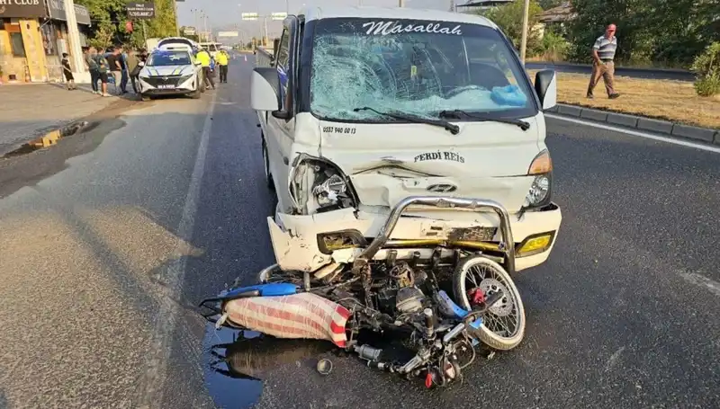 Aydın'da Motosiklet Kazası: Kamyonet Sürücüsü Hayatını Kaybetti