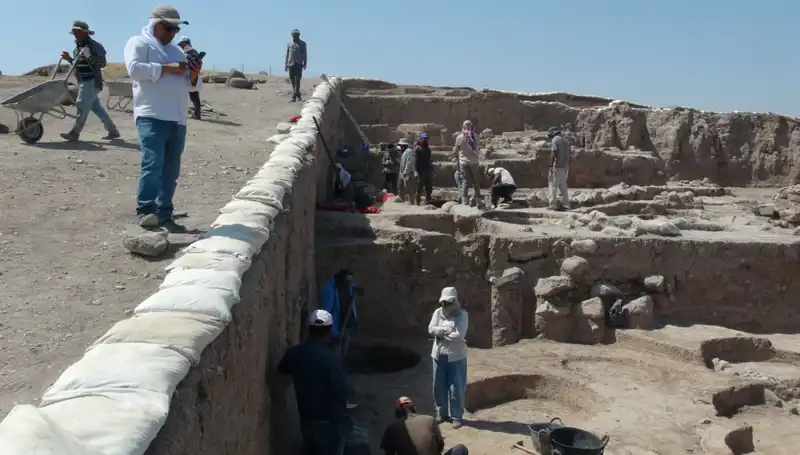 Kilis Oylum Höyük'te Kazı Heyecanı Sıcak Havalara Rağmen Devam Ediyor