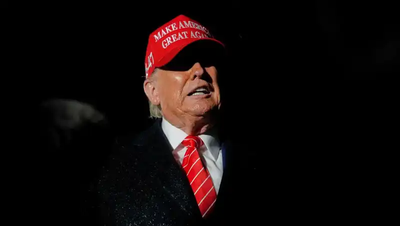 Yüksek Mahkeme, Trump’a Göçmenlerin Yasal Statüsünü İptal Yetkisi Verdi