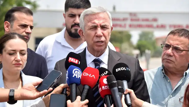 Mansur Yavaş’tan Muhittin Böcek’e Gizemli Ziyaret: Ayrıntılar Neler?