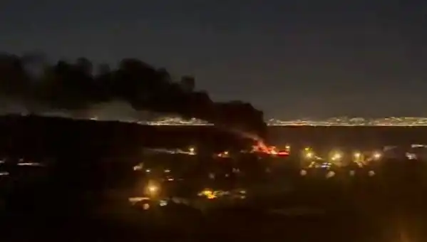 Yalova'da Depo Yangını: Bir İtfaiyeci Dumandan Etkilendi!