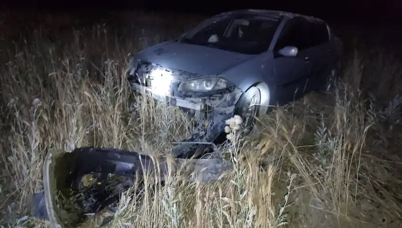 Burdur’da Tarlaya Uçan Otomobil: Tüyler Ürperten Kaza ve Yaralılar