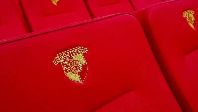 Göztepe, Süper Yetenek Junior Olaitan’la Yılın Transferine İmza Attı