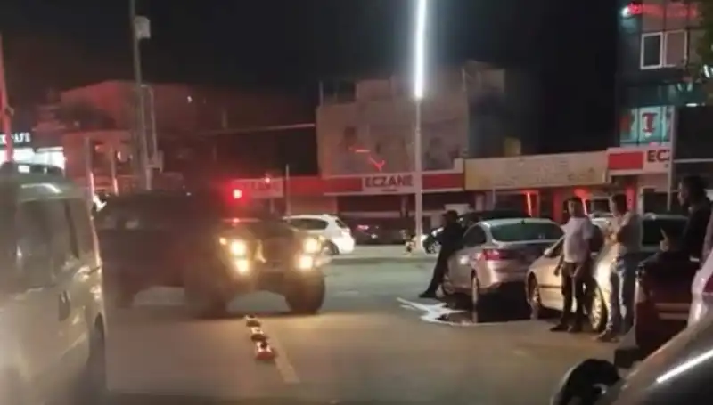 Kardeşinin Annesine Saldırısına Yanıt: Bir Kardeşin Dramı