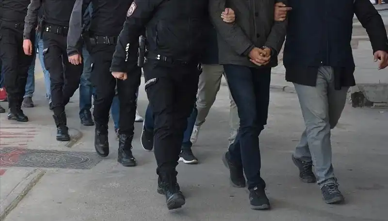 Ankara Merkezli DAEŞ Operasyonu: 7 İl, 27 Gözaltı Kararı