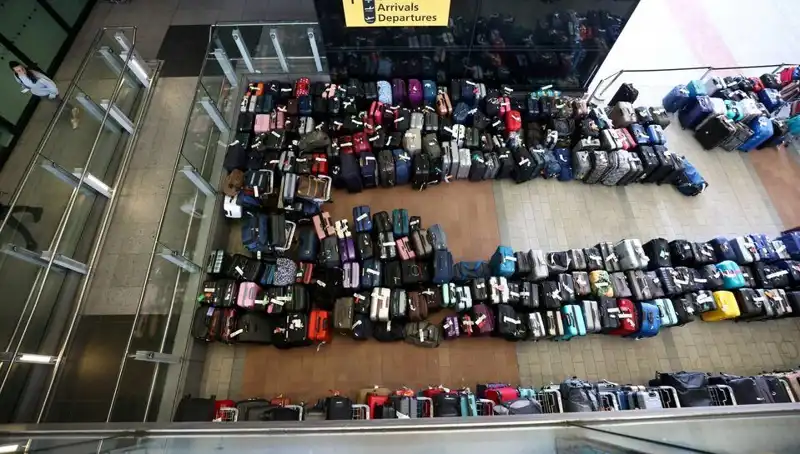 Havalimanında İnanılmaz Olay: 2 Yaşındaki Çocuk Bagaj Bandında Kayboldu!