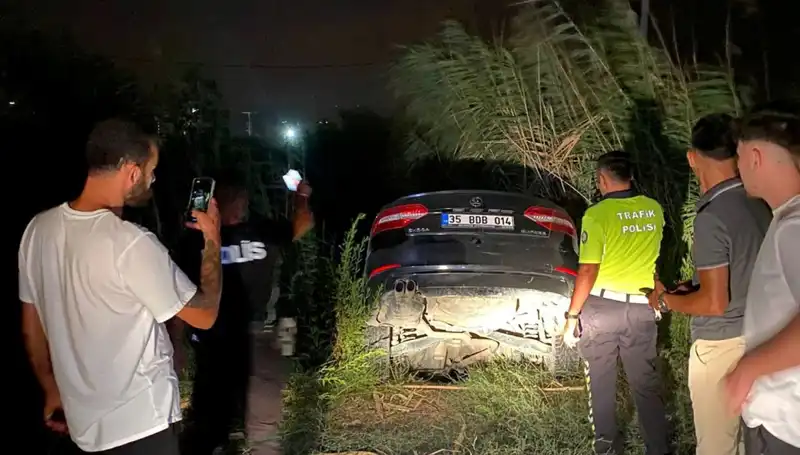 Dur İhtarında Bulundu, Kaçan Trafik Magandası Dere Yatağına Düştü!