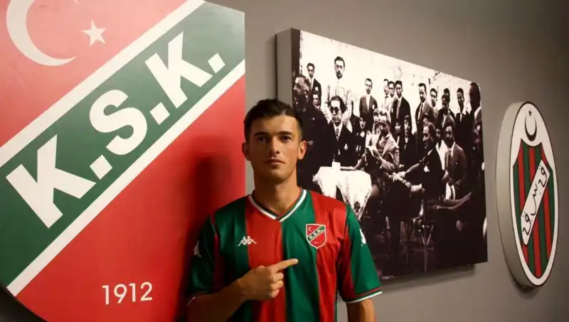 Karşıyaka'da Transfer Hareketliliği: Yeni Oyuncular Takıma Katılıyor