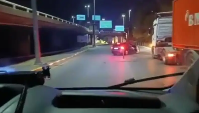 İstanbul’da Eş Zamanlı Operasyonla 36 Milyon TL’lik Kaçakçılık Çetesi Çökertildi!
