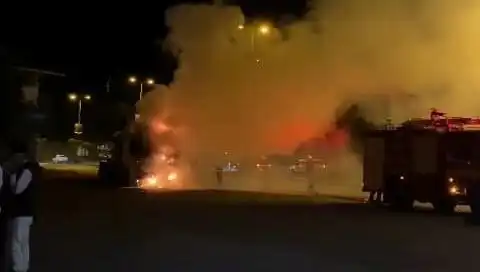 Zonguldak'ta Seyir Halindeki TIR'da Yangın Korkuttu