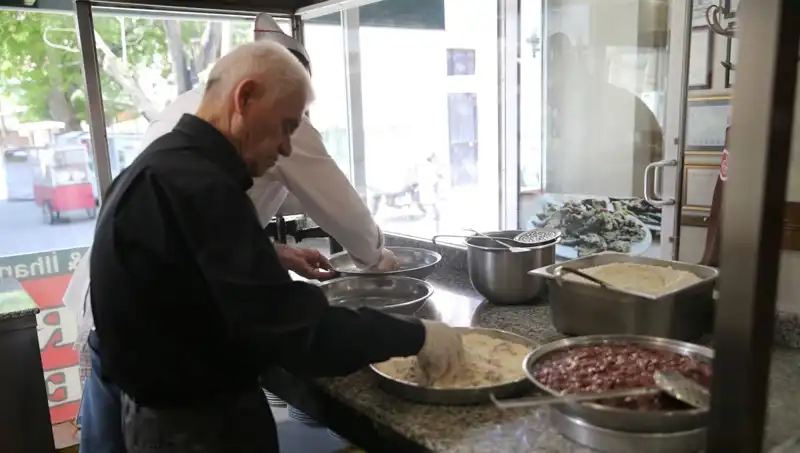 60 Yıl Tecrübe ile Ciğer Ustası: Gelenekten Geleceğe Lezzet Yolculuğu