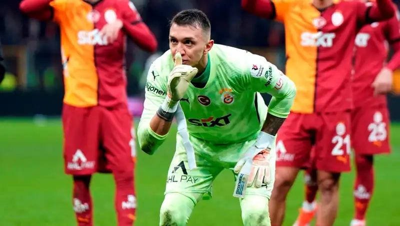 Galatasaray, Muslera'nın Yerini Alacak Kaleciyi Belirliyor!