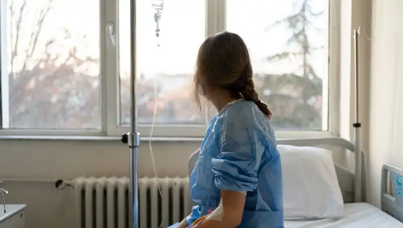 27 Yaşındaki Genç Kadının Kanserle Sınavı: Doktorlara İnat Büyüyen Bir Tehdit
