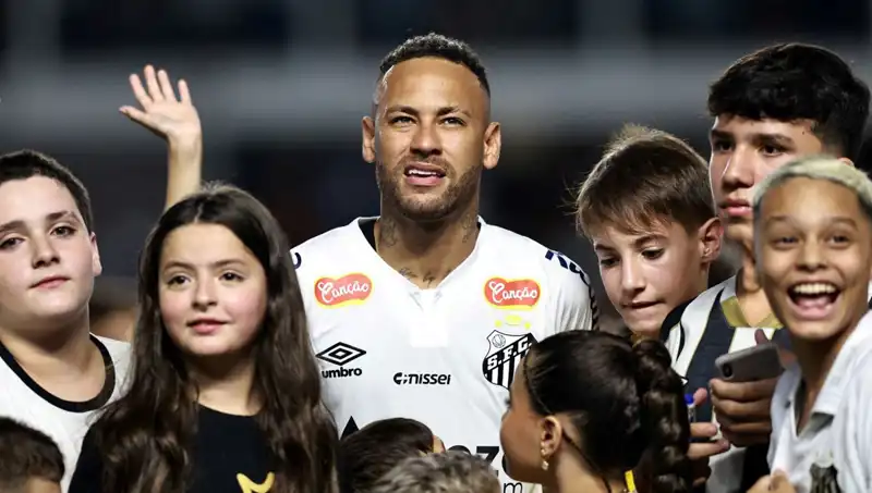 Fenerbahçe, Neymar İçin Beklenen Kararı Açıkladı: Gelecek Fatehi Ne Olacak?