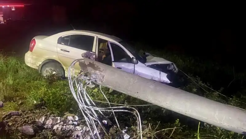 Betona Çarpan Sürücünün Hayati Mücadelesi: Kaza Anındaki Son Gelişmeler